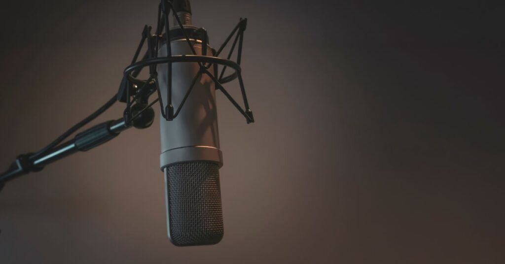 How To Create an Engaging Podcast? – 15 Easy Tips how to create an engaging podcast